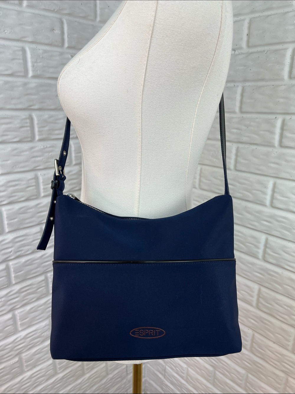 ESPRIT 90’s Y2K SHOULDER BAG NAVY NYLON WITH BLACK TRIM